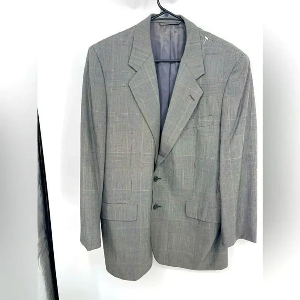 Hickey freeman gray plaid blazer size 42 R‎ saks fifth ave